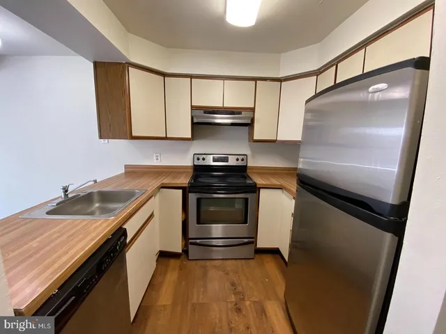 $1,525,000 | 610 South American Street, Philadelphia, PA 19147