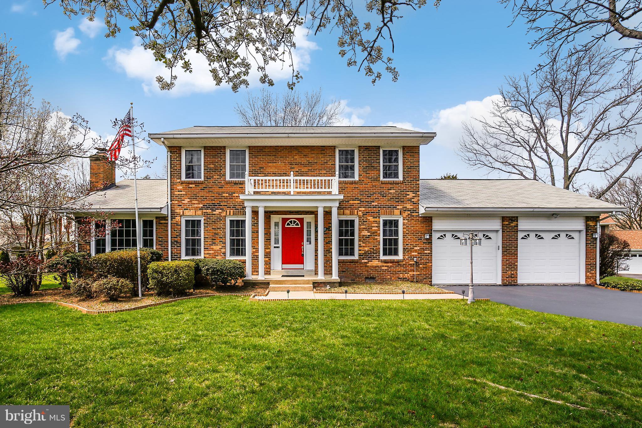 13900 Poplar Tree Road Chantilly, VA 20151 - Photo 2 of 30 Exterior (Front)