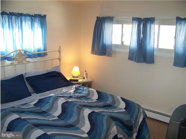 66 Queen Lily Road Levittown, PA 19057 - Photo 11 of 16 Gallery Image 11