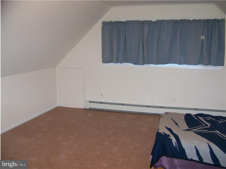 66 Queen Lily Road Levittown, PA 19057 - Photo 12 of 16 Gallery Image 12
