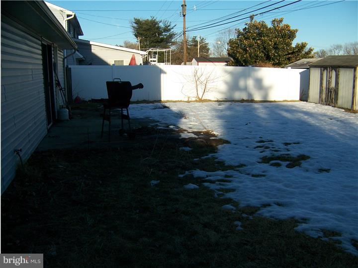 66 Queen Lily Road Levittown, PA 19057 - Photo 16 of 16 Gallery Image 16