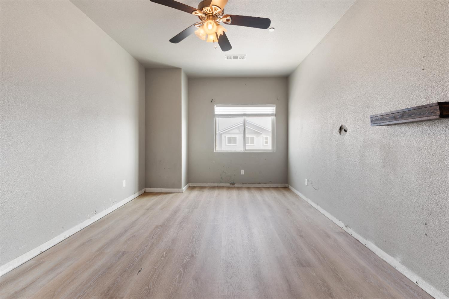 547 Granada Court Merced, CA 95341 - Photo 11 of 22