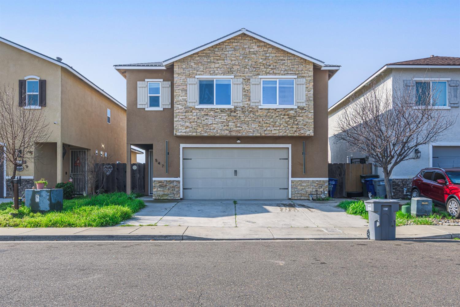 547 Granada Court Merced, CA 95341 - Photo 2 of 22