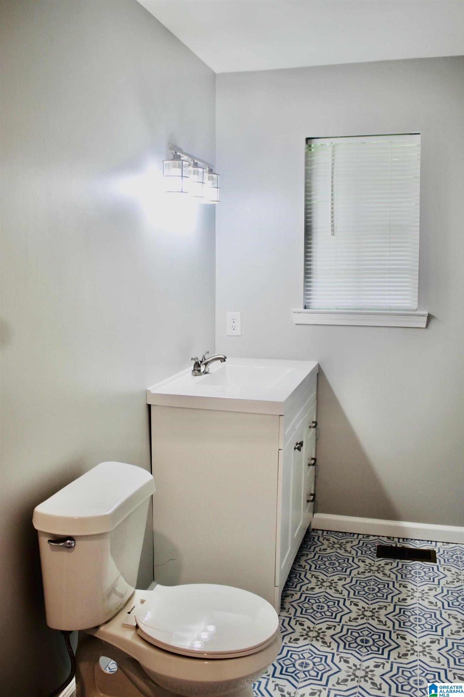 2000 Charter Road Jasper, AL 35504 - Photo 15 of 28