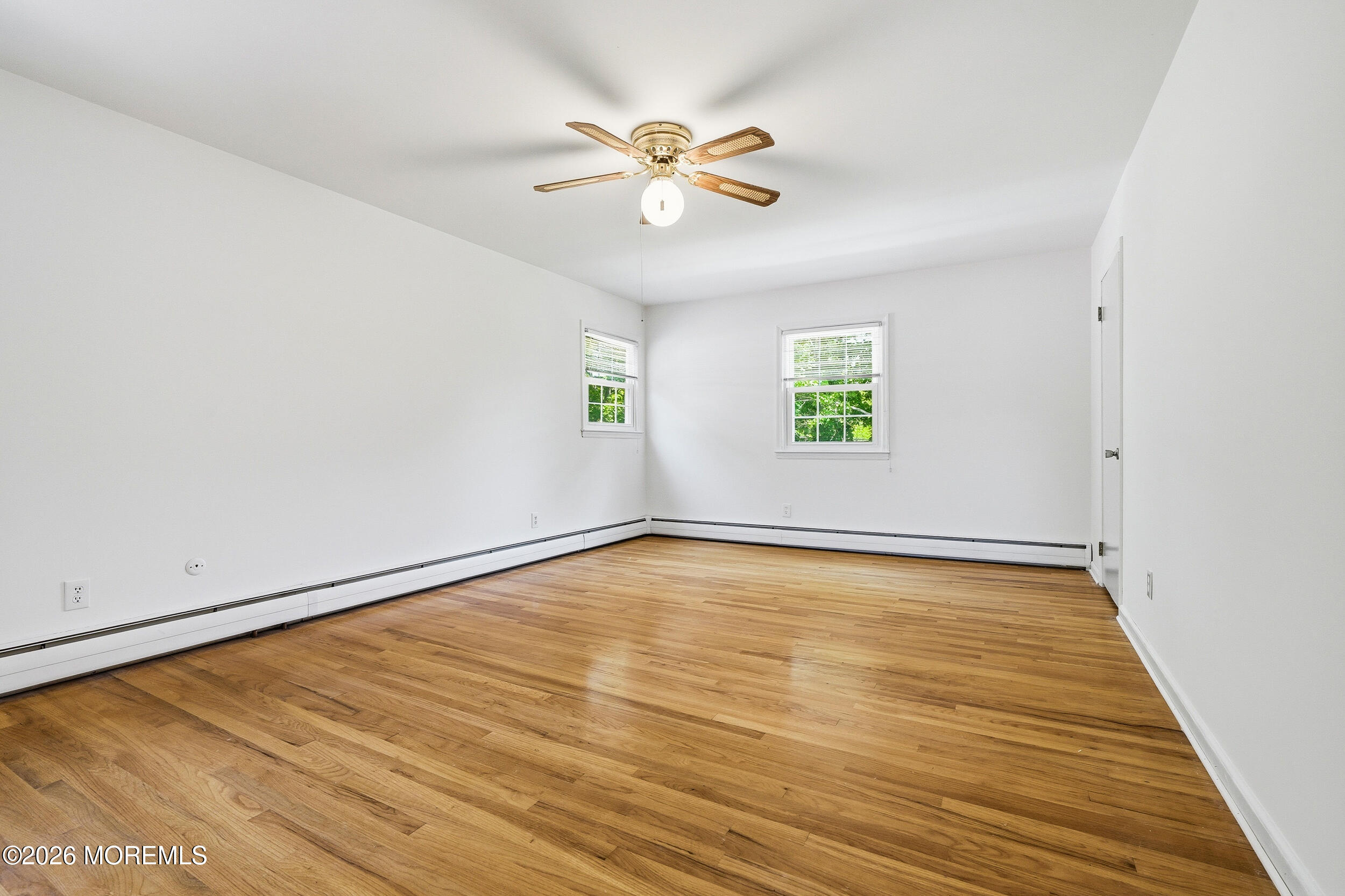 11 Jumping Brook Road Neptune Township, NJ 07753 - Photo 26 of 41 057