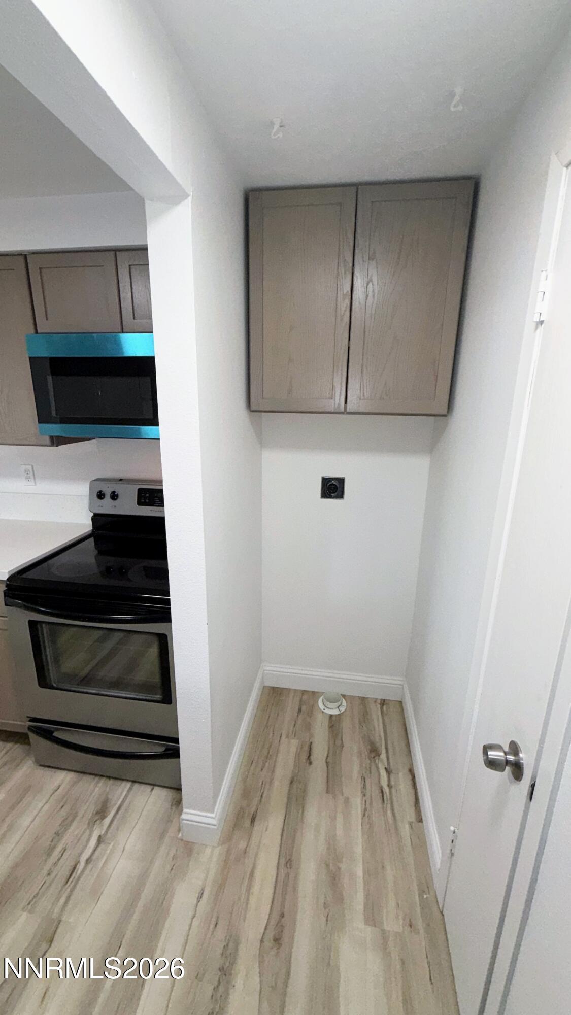 6805 Lotus Street Reno, NV 89506 - Photo 10 of 18 IMG_2081