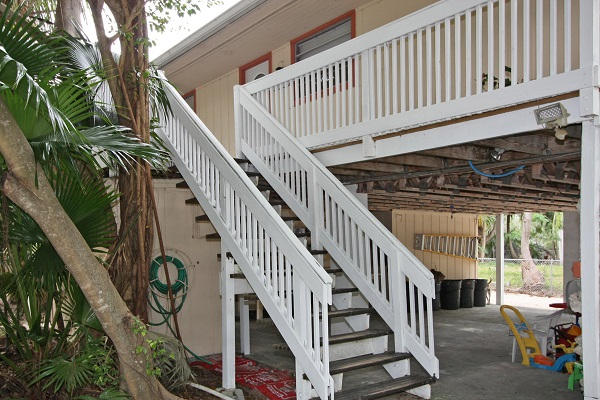 2450 Orlando Road Big Pine Key, FL 33043 - Photo 6 of 24 Staircase