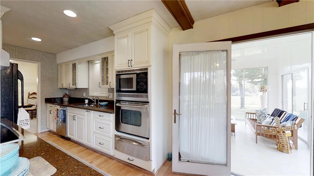 23271 Dunbar Road Sheridan, IN 46069 - Photo 10 of 28 Gallery Image 10