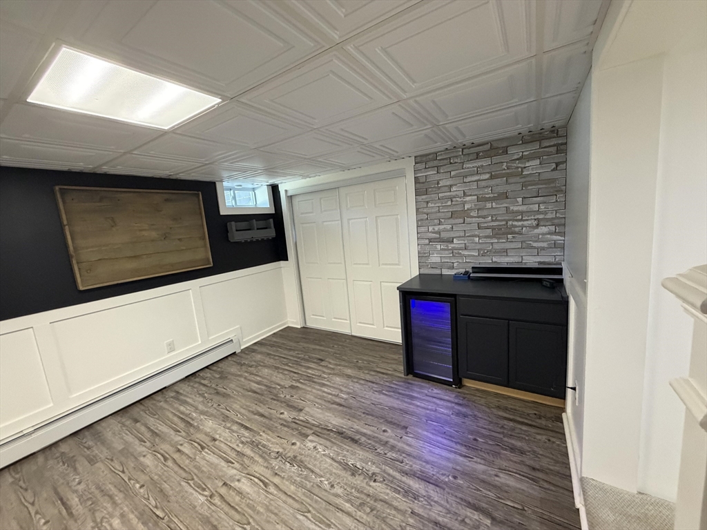 8 Fairbrook Road Framingham, MA 01701 - Photo 29 of 42