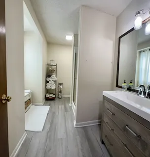 $975,000 | 607 Locust Street, Springfield, TN 37172