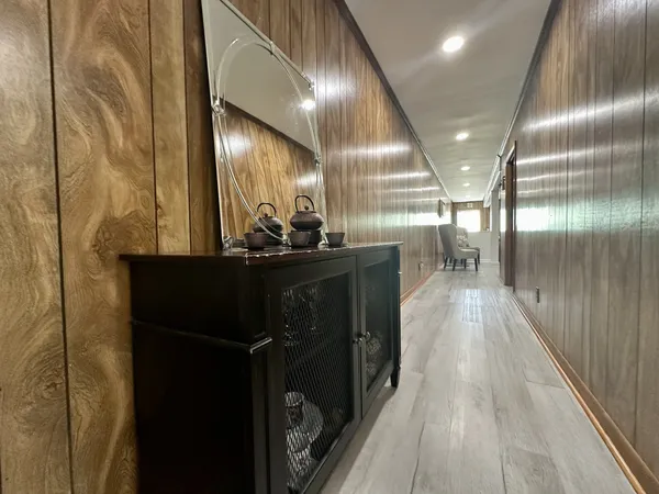 $975,000 | 607 Locust Street, Springfield, TN 37172