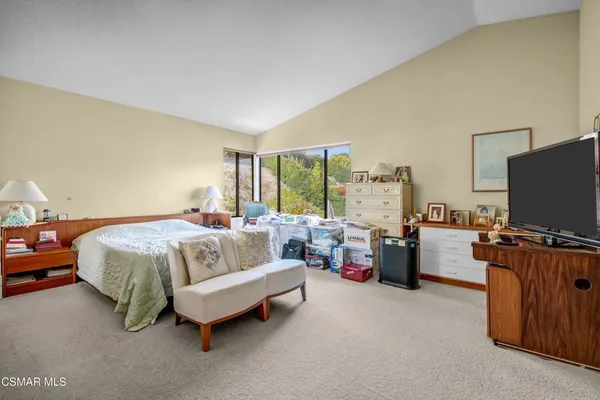 $1,099,000 | 2524 Kensington Avenue, Thousand Oaks, CA 91362