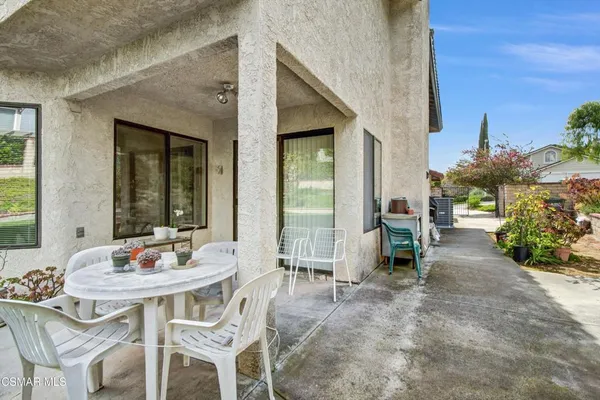 $1,099,000 | 2524 Kensington Avenue, Thousand Oaks, CA 91362