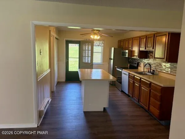 $2,000 | 228 Evergreen Court, Tannersville, PA 18372