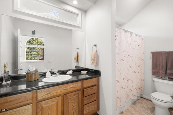 2452 Hugo Road Merlin, OR 97532 - Photo 25 of 41 Gallery Image 25