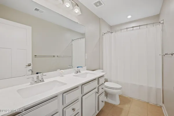 $620,000 | 128 Glenmoor Path, Moyock, NC 27958