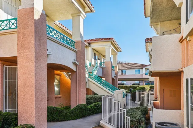 $2,000 | 11410 Via Rancho San Diego, Unit 38, El Cajon, CA 92019