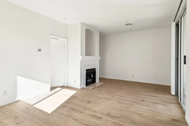 $2,000 | 11410 Via Rancho San Diego, Unit 38, El Cajon, CA 92019