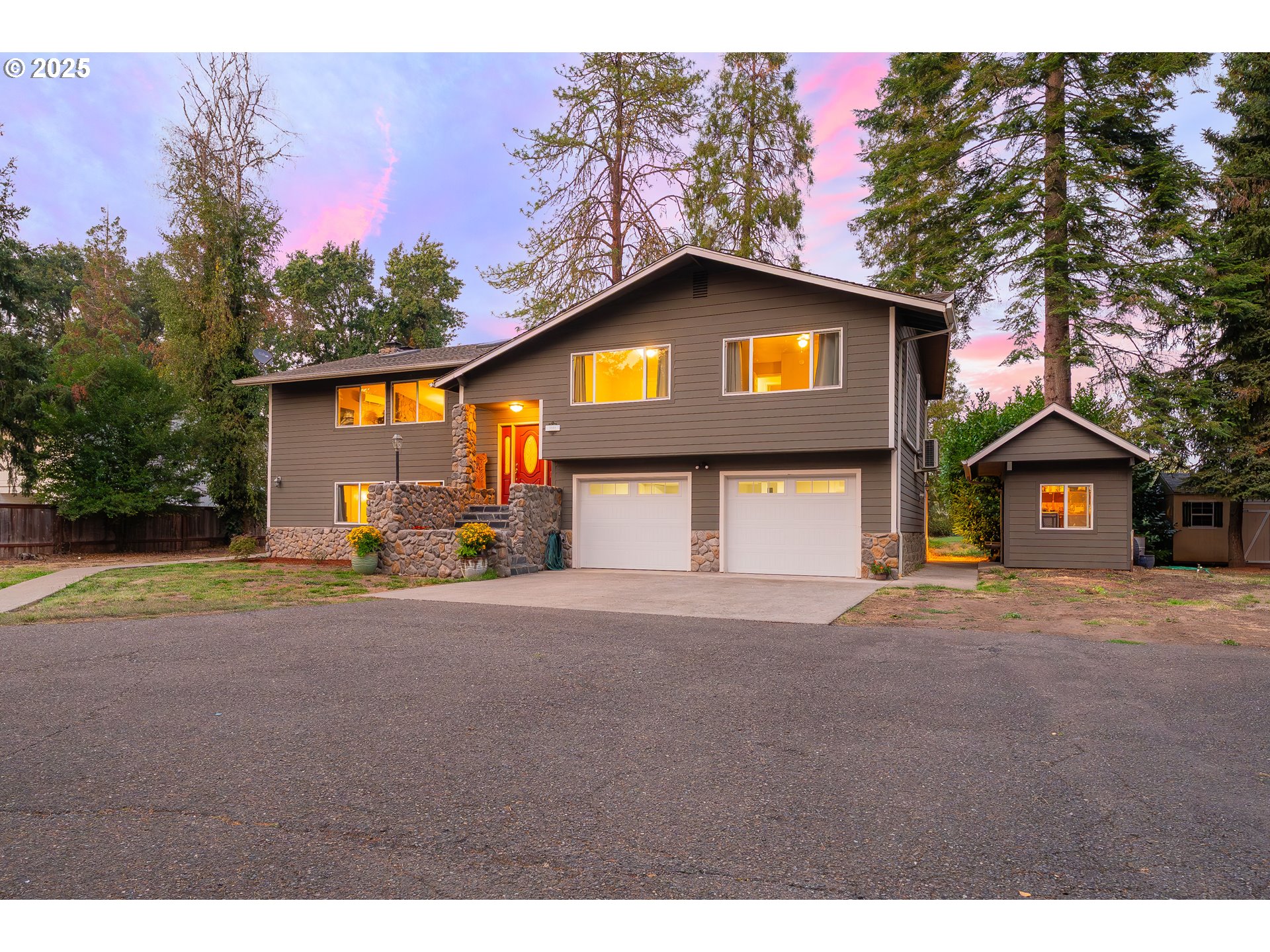 3314 Fisher Road Roseburg, OR 97471 - Photo 2 of 48