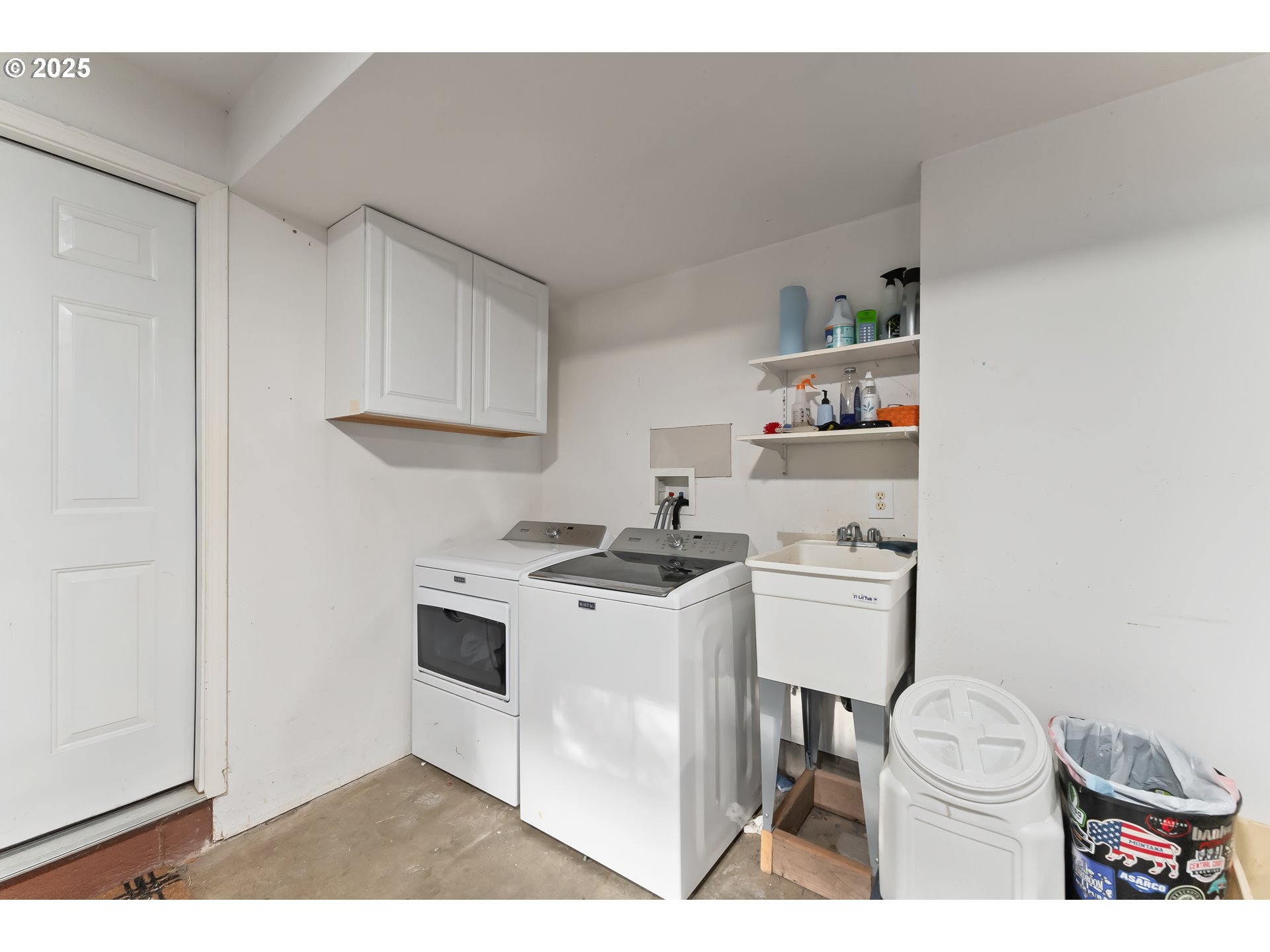 3314 Fisher Road Roseburg, OR 97471 - Photo 36 of 48 Bathroom