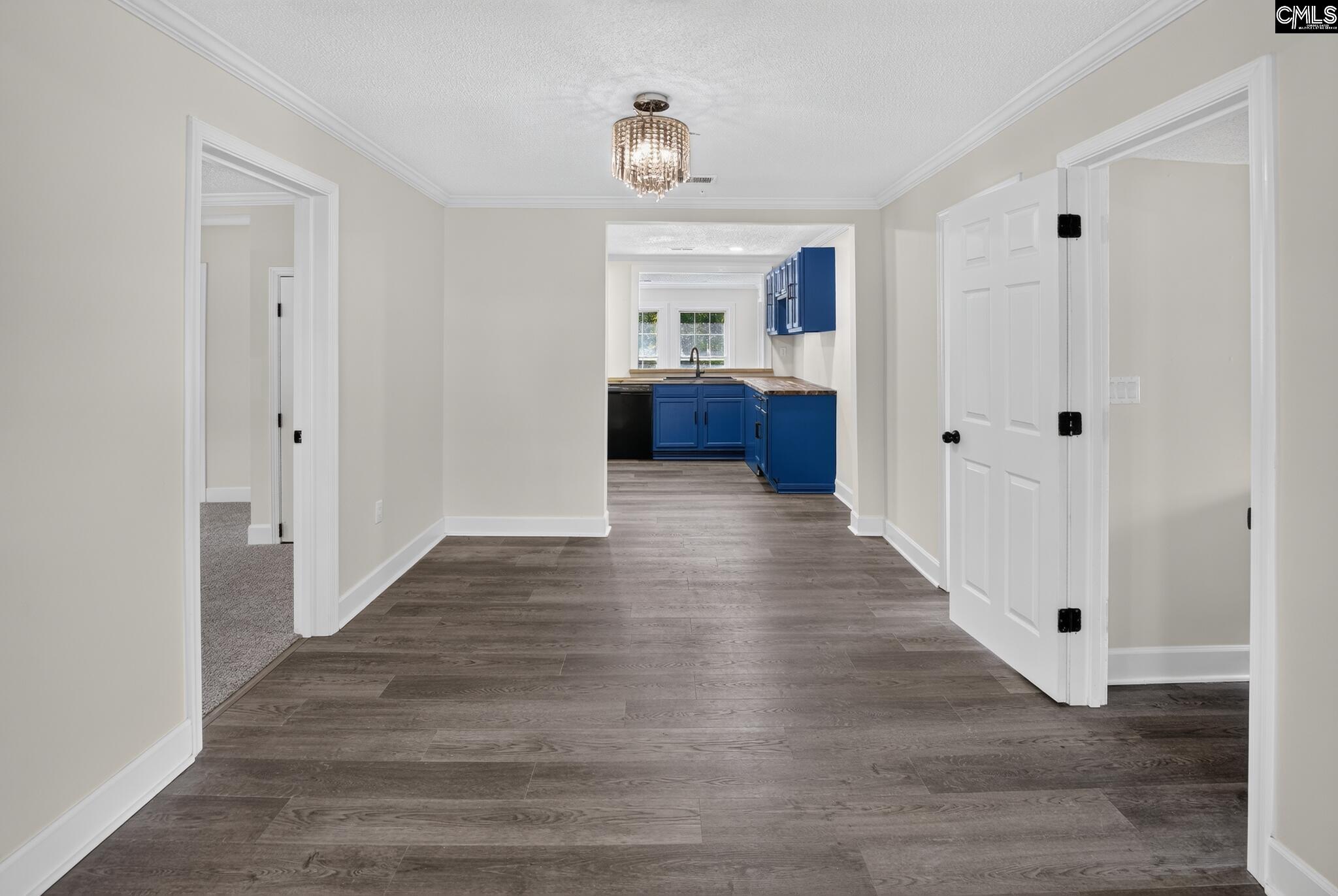 302 Vanboklen Street Eastover, SC 29044 - Photo 14 of 34