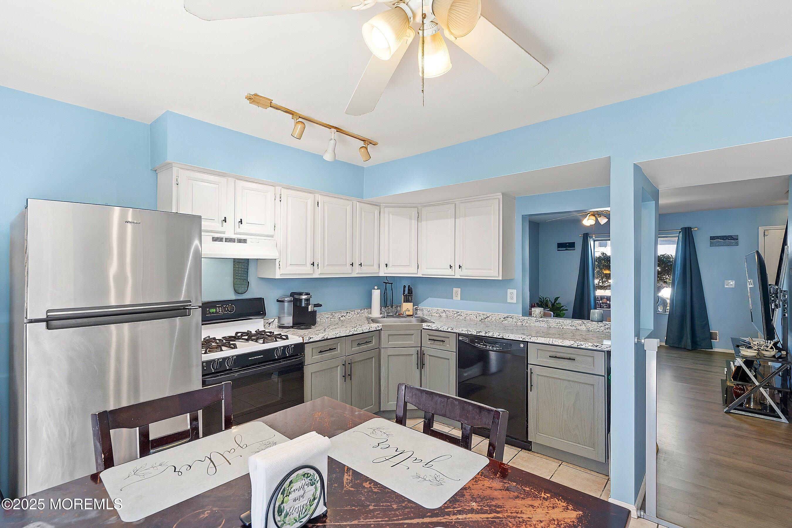 36 Creek Road Brick, NJ 08724 - Photo 13 of 24 13-Kitchen 1D