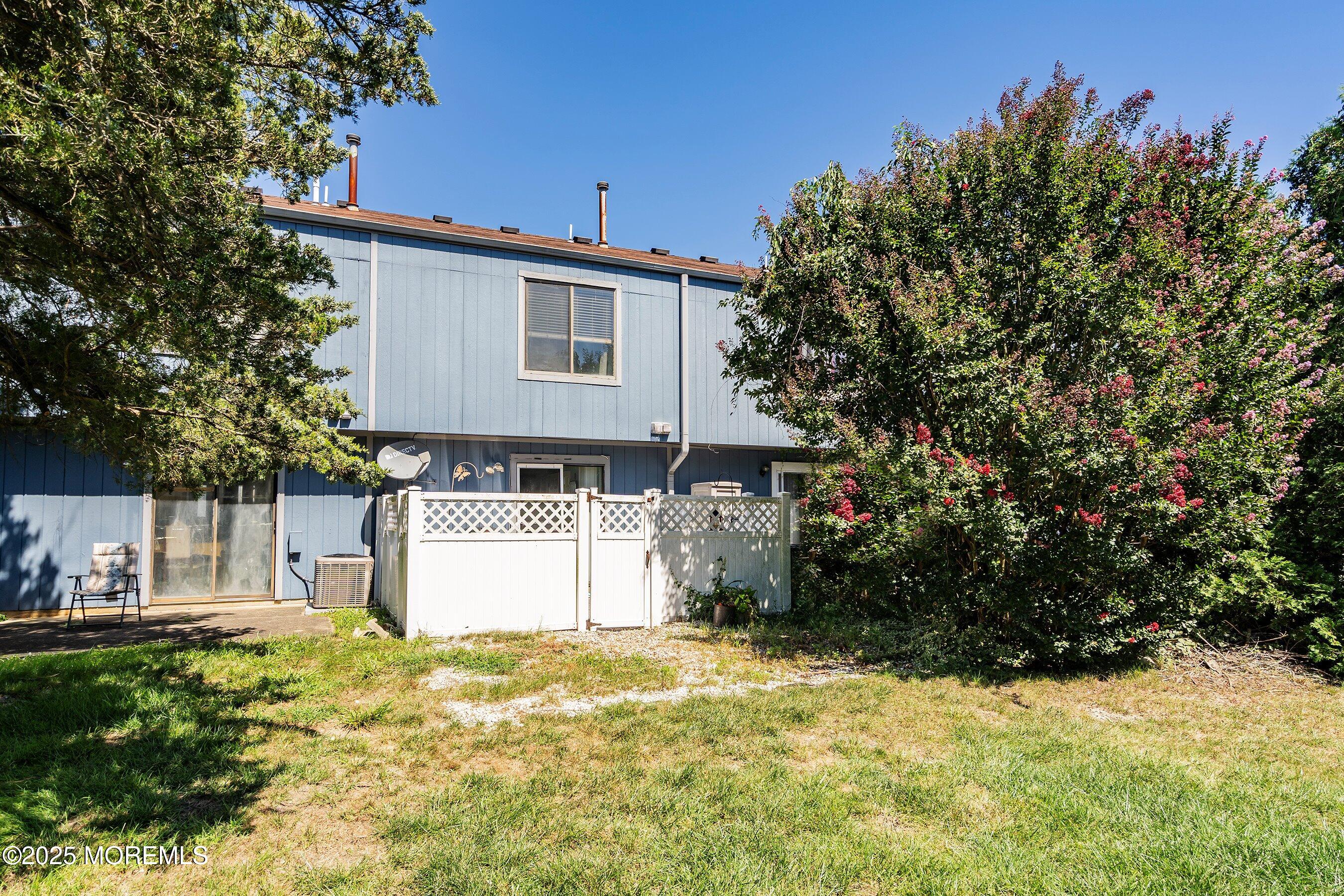 36 Creek Road Brick, NJ 08724 - Photo 22 of 24 22-Back Left