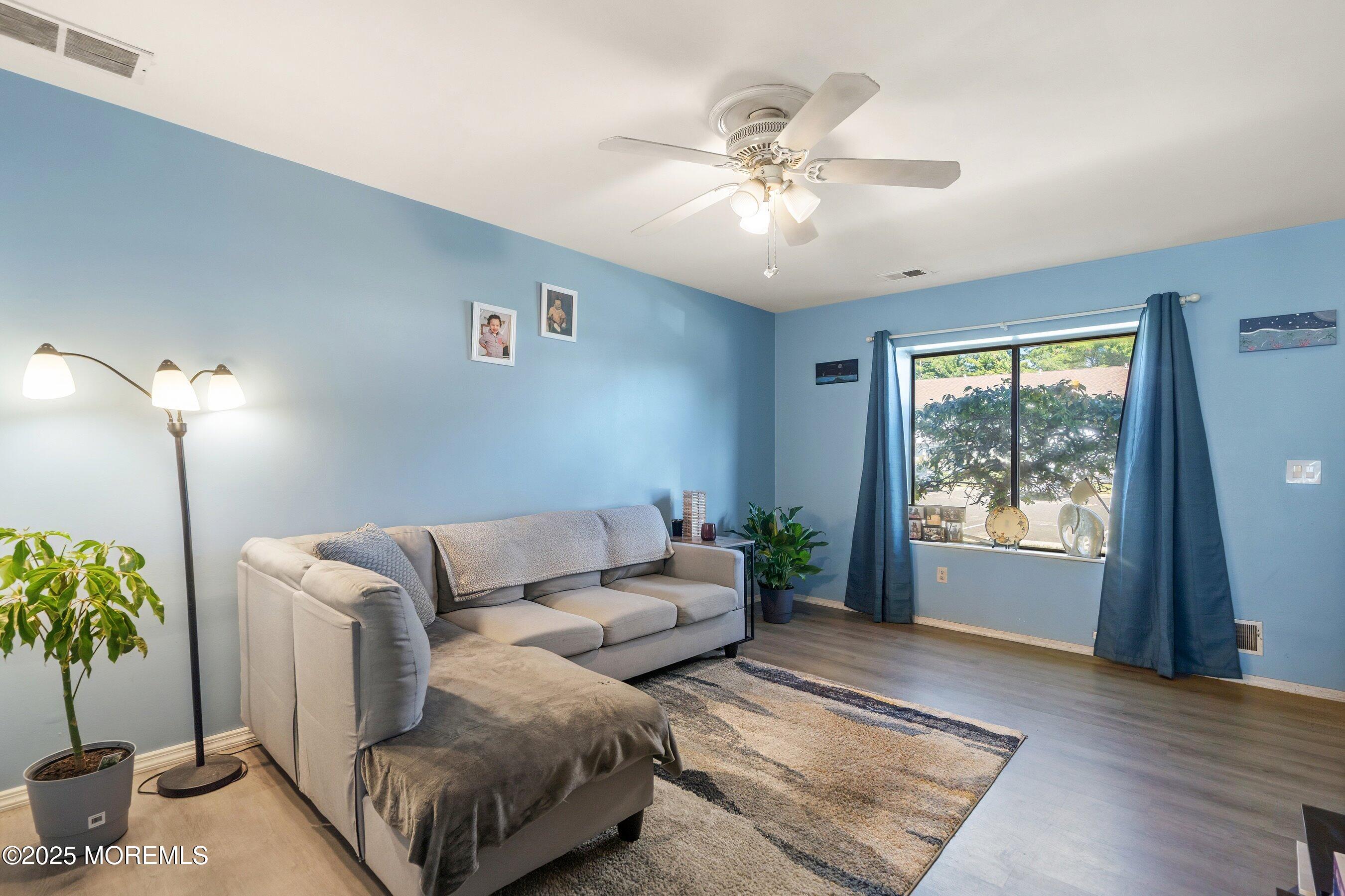 36 Creek Road Brick, NJ 08724 - Photo 8 of 24 08-Living 1C