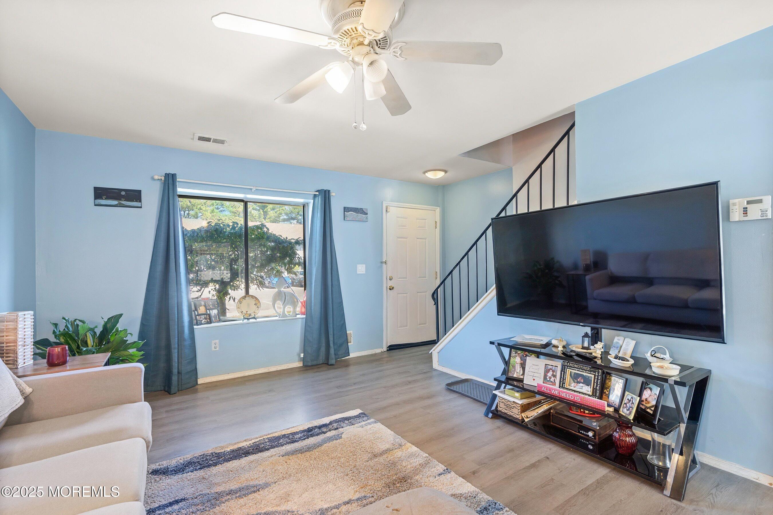 36 Creek Road Brick, NJ 08724 - Photo 9 of 24 09-Living 1D