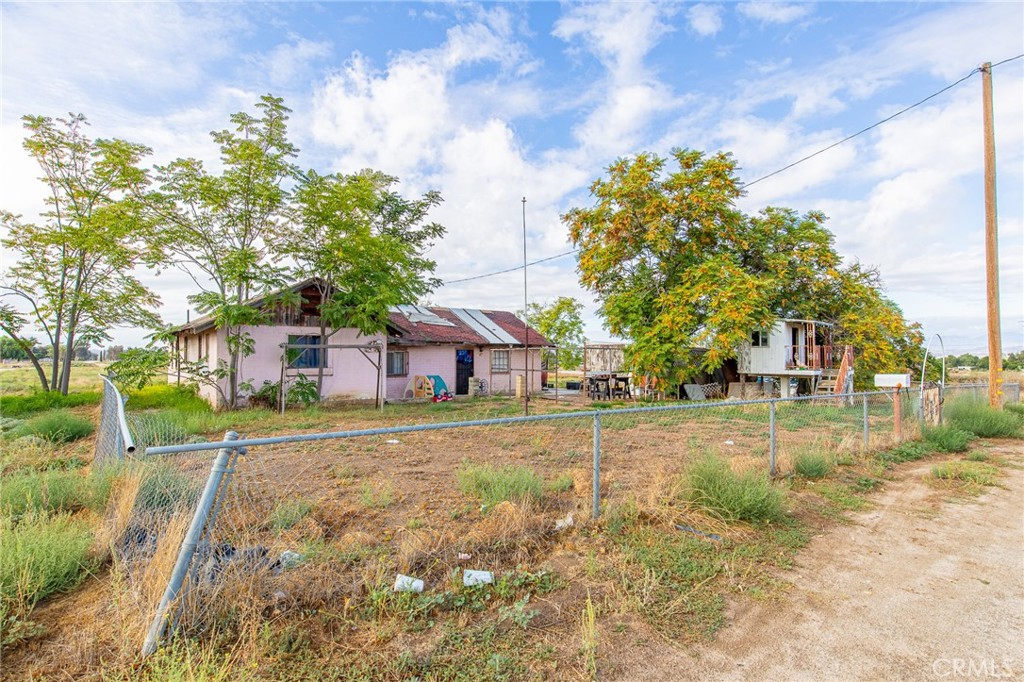 23489 Mapes Road Romoland, CA 92585 - Photo 7 of 8