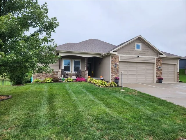 $490,000 | 12930 North Bayberry Street, Platte City, MO 64079
