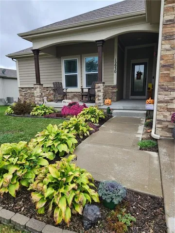 $490,000 | 12930 North Bayberry Street, Platte City, MO 64079