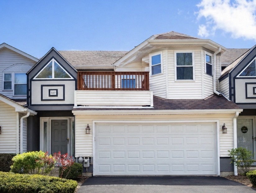 337 Inner Cir Drive Bolingbrook, IL 60490 - Photo 1 of 32