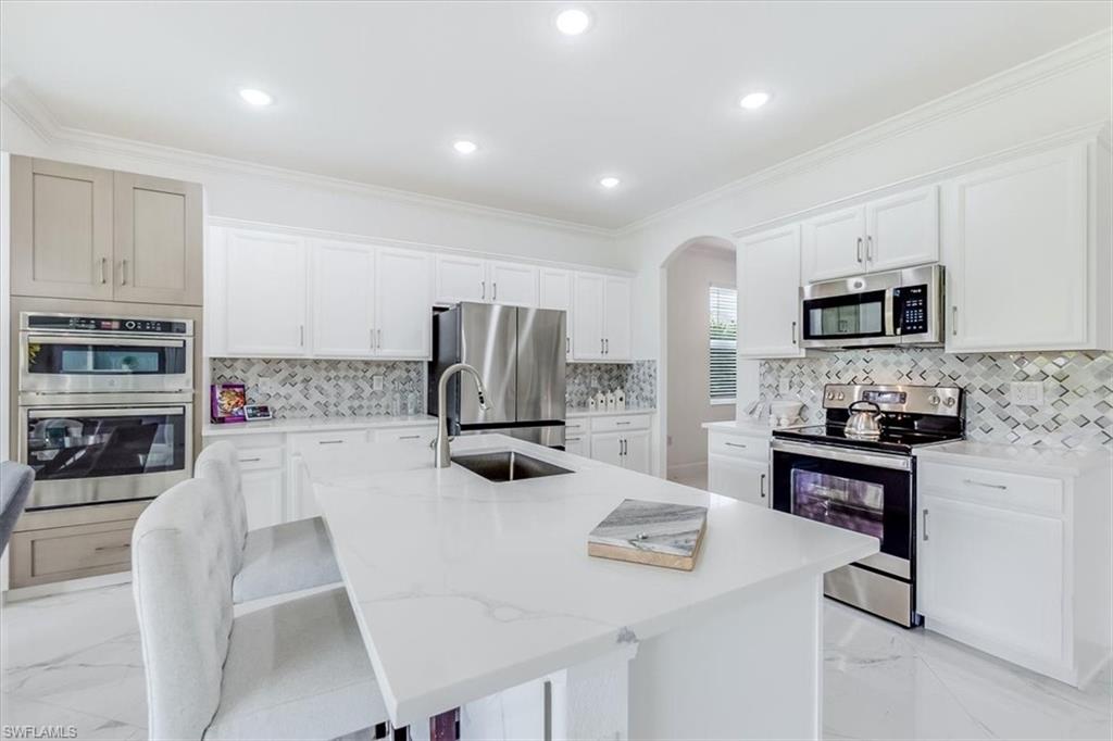 2172 Cara Cara Way Naples, FL 34120 - Photo 16 of 50