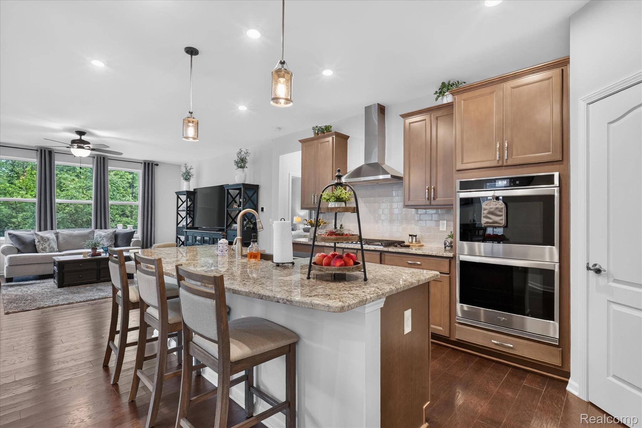 4795 Bingham Road Canton, MI 48188 - Photo 16 of 50 Stainless steel kitchen appliances stay