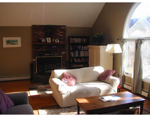 10 Juniper Road Franklin, MA 02038 - Photo 6 of 15 Gallery Image 6