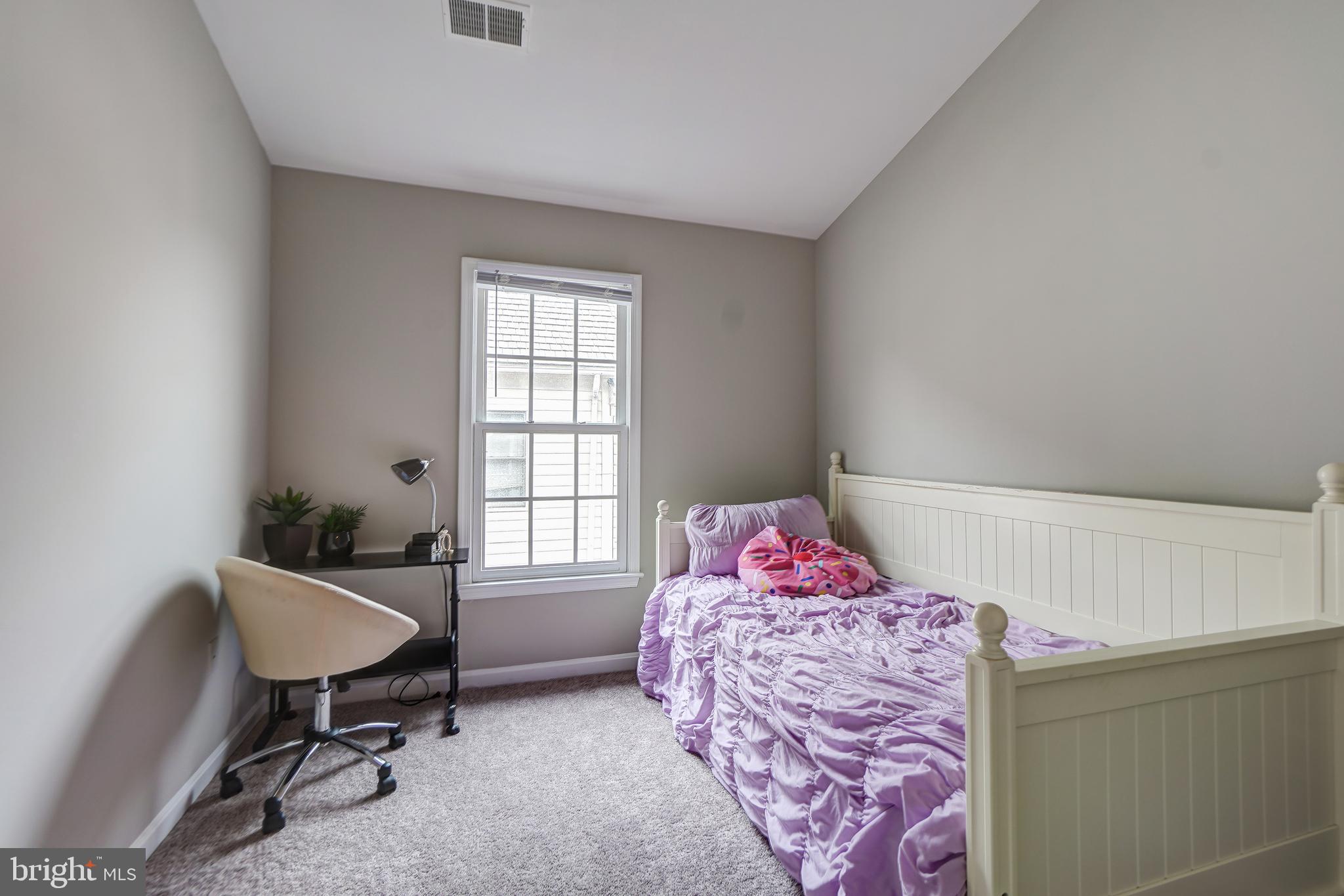 206 Ridgepoint Place Gaithersburg, MD 20878 - Photo 29 of 35 Gallery Image 29