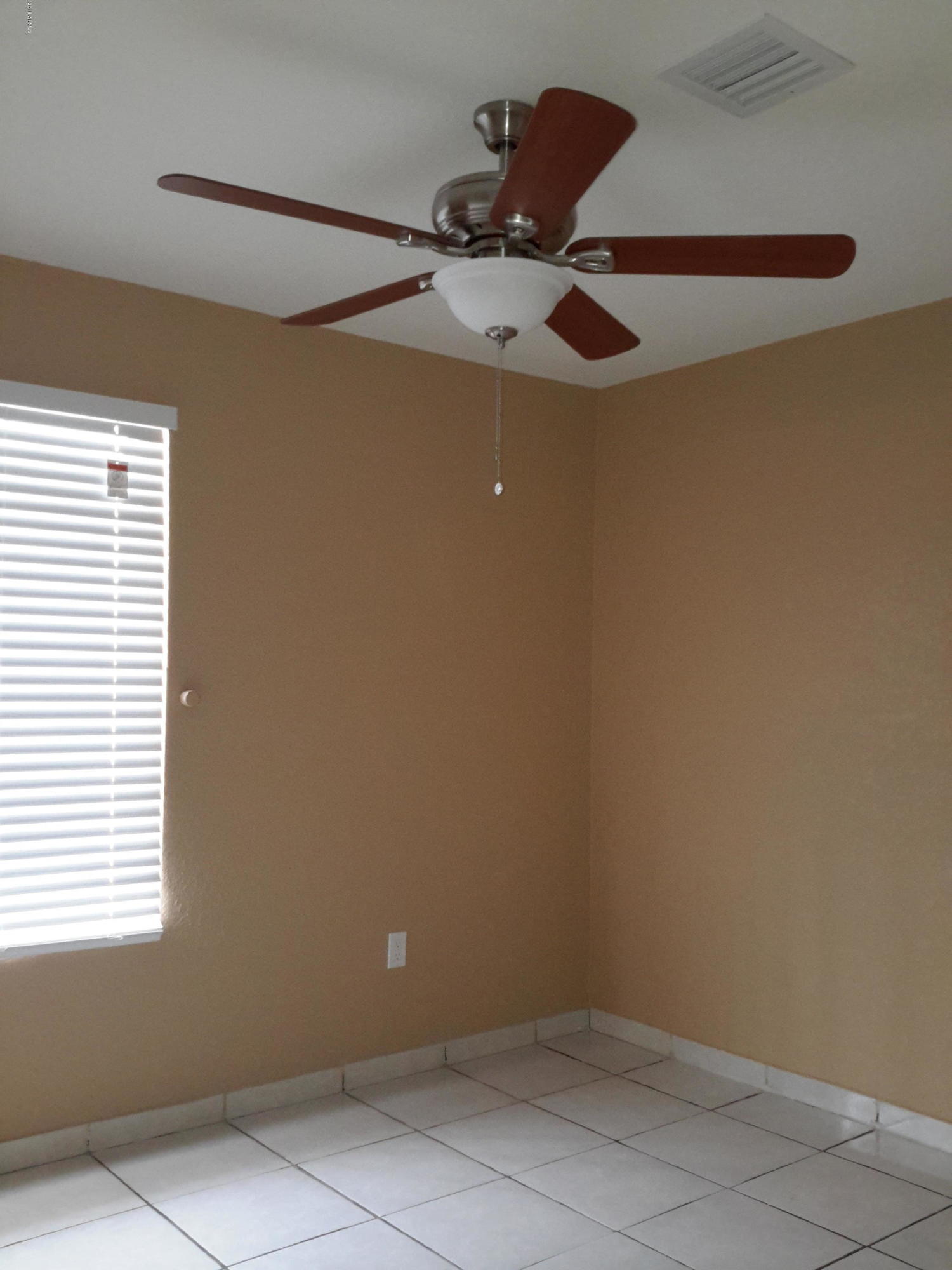 4879 West Granada Road Phoenix, AZ 85035 - Photo 14 of 28 20180106_104600