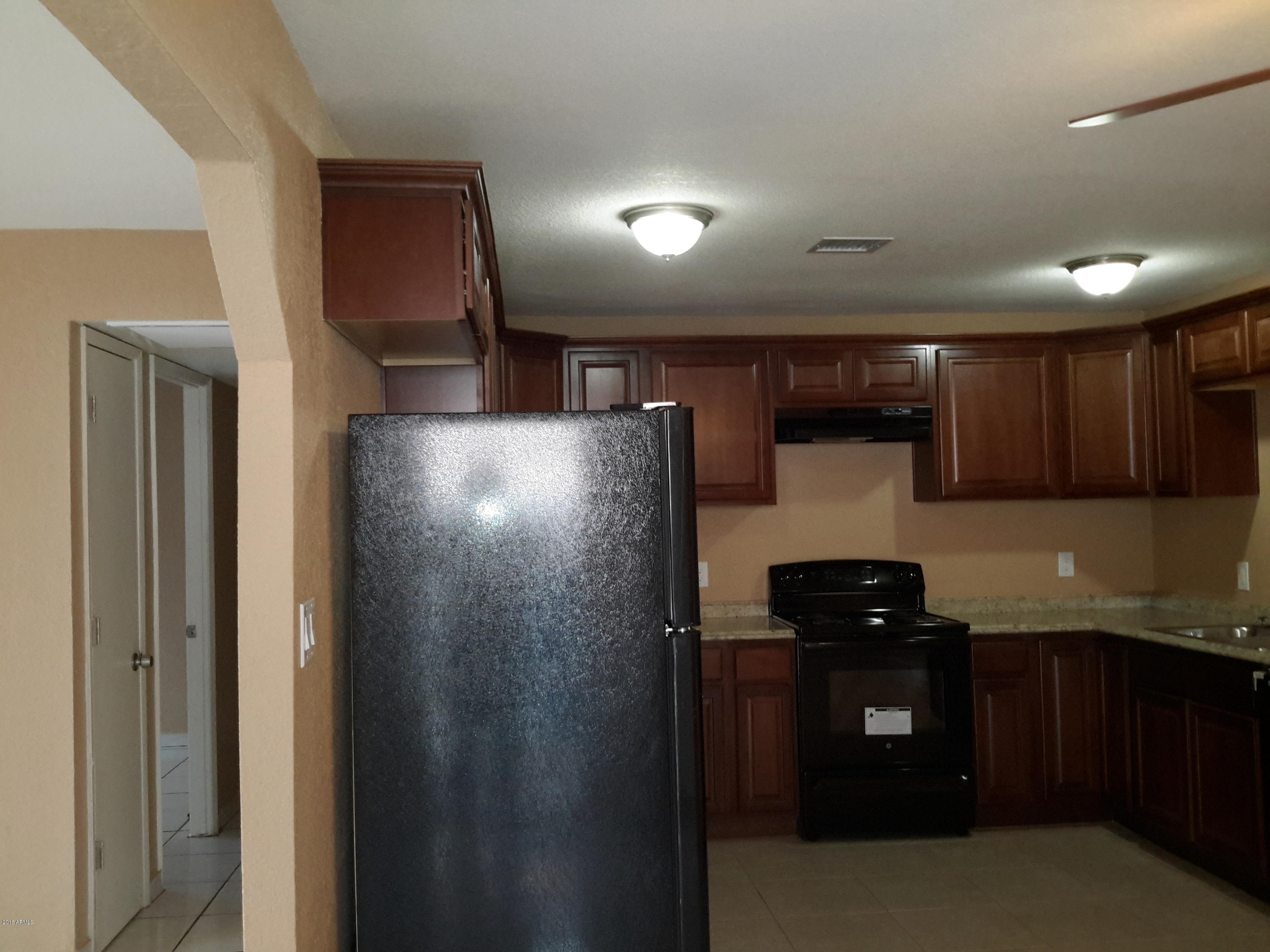 4879 West Granada Road Phoenix, AZ 85035 - Photo 8 of 28 20180106_104447
