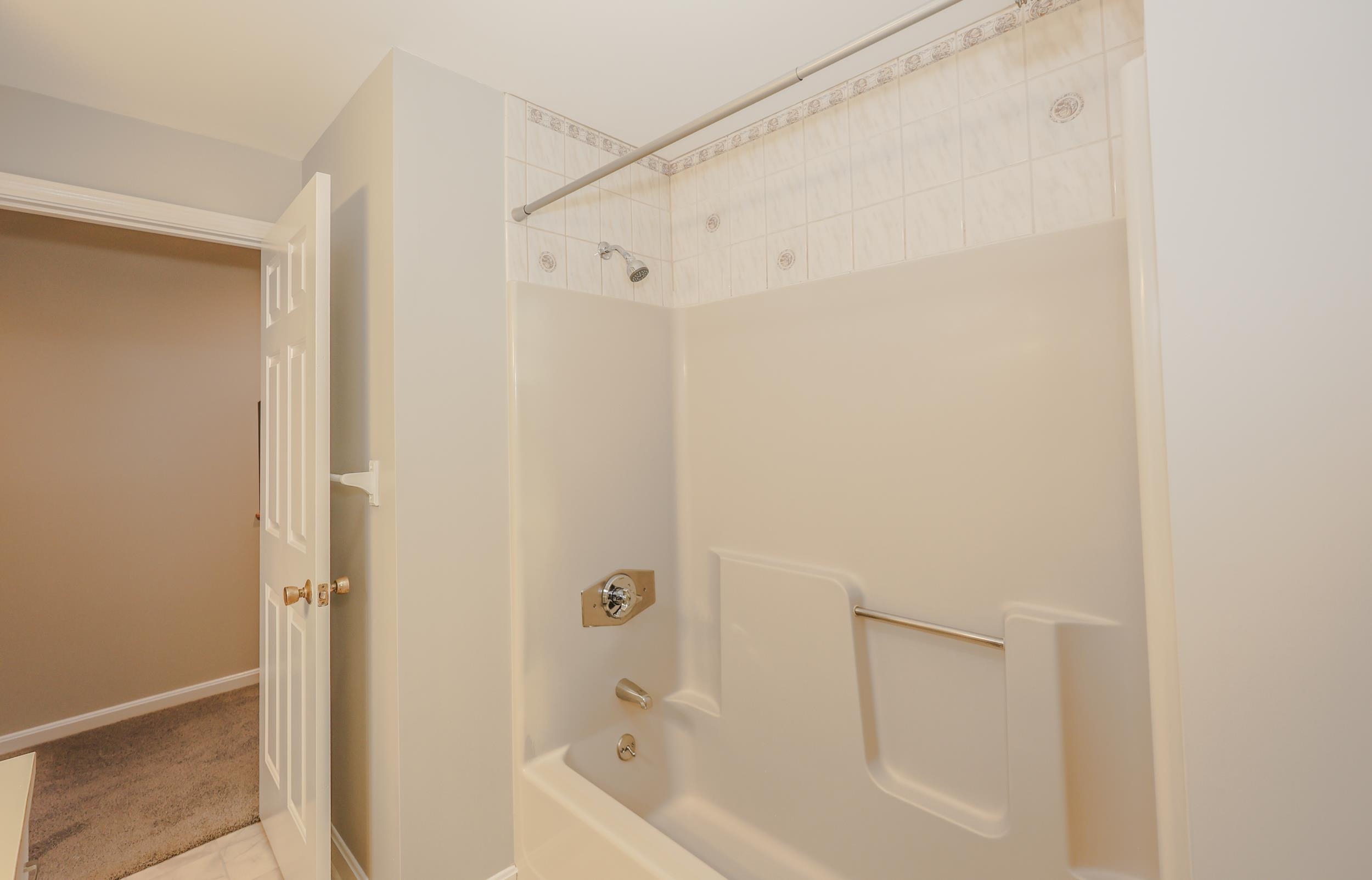 1465 Hooksett Road, Unit 104 Hooksett, NH 03106 - Photo 41 of 46