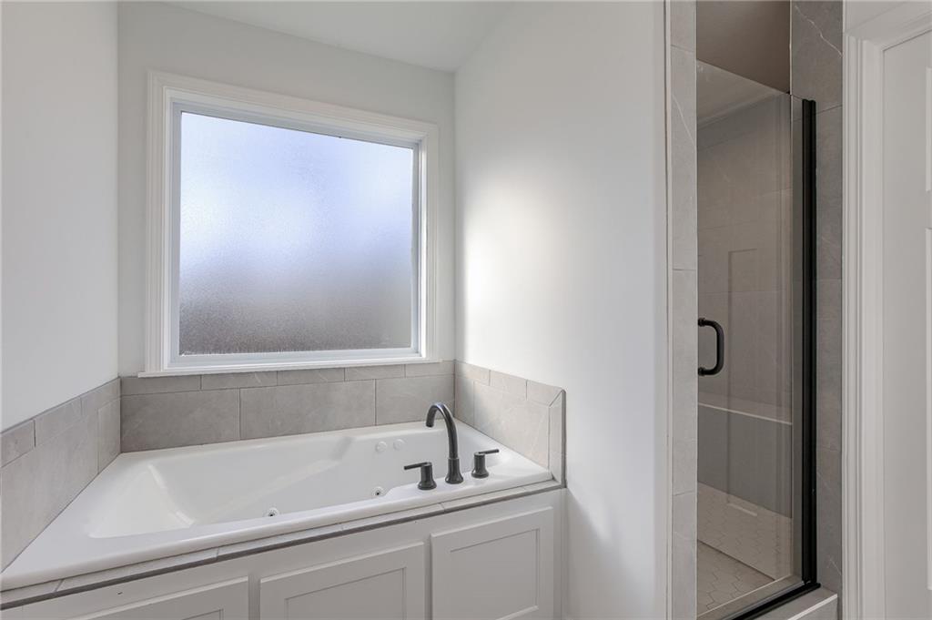 19995 West 221st Street Spring Hill, KS 66083 - Photo 17 of 25