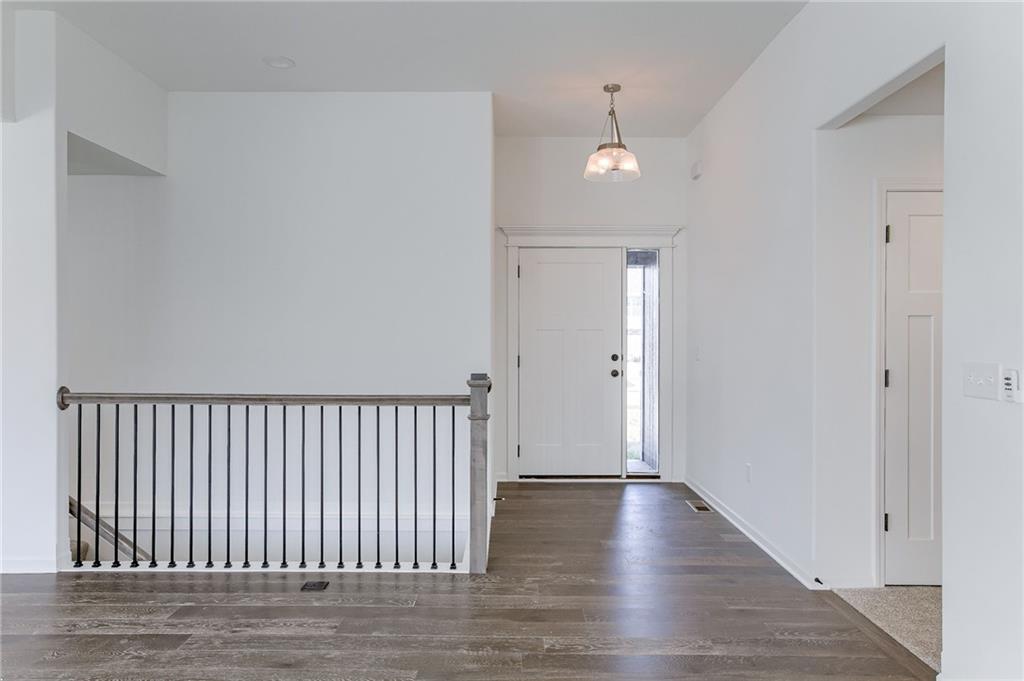 19995 West 221st Street Spring Hill, KS 66083 - Photo 2 of 25