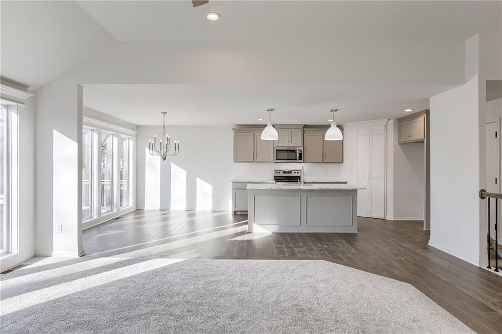 19995 West 221st Street Spring Hill, KS 66083 - Photo 6 of 25