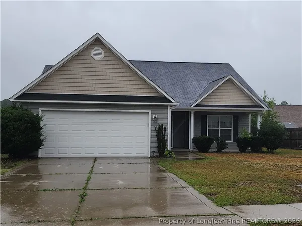 $1,995 | 2513 Hunting Bow Drive, Hope Mills, NC 28348