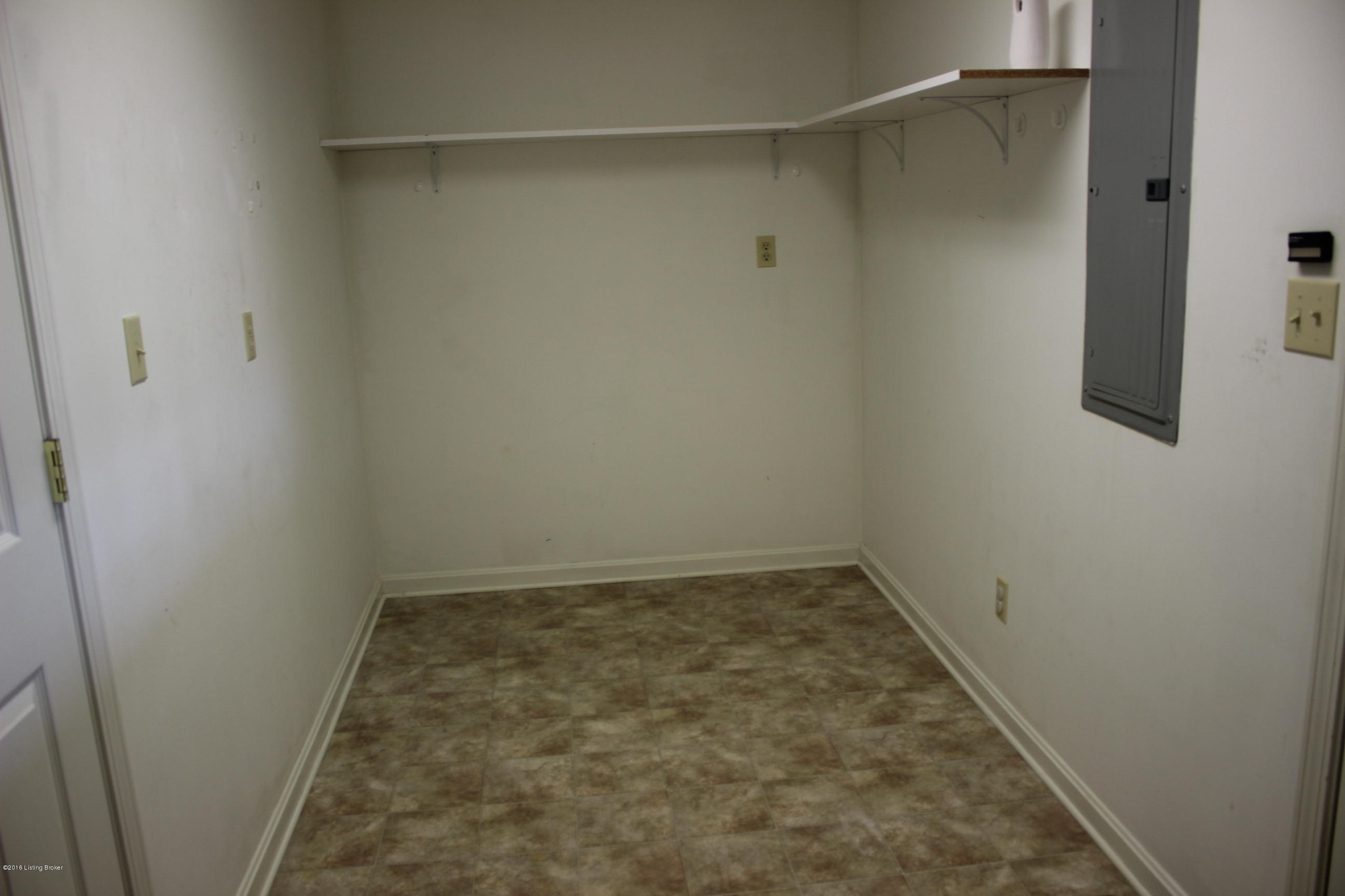 1902 McCoun Road Smithfield, KY 40068 - Photo 28 of 41 Laundry-Craft Room