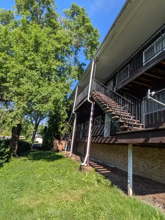 $930,000 | 75 North Lyle Avenue, Elgin, IL 60123