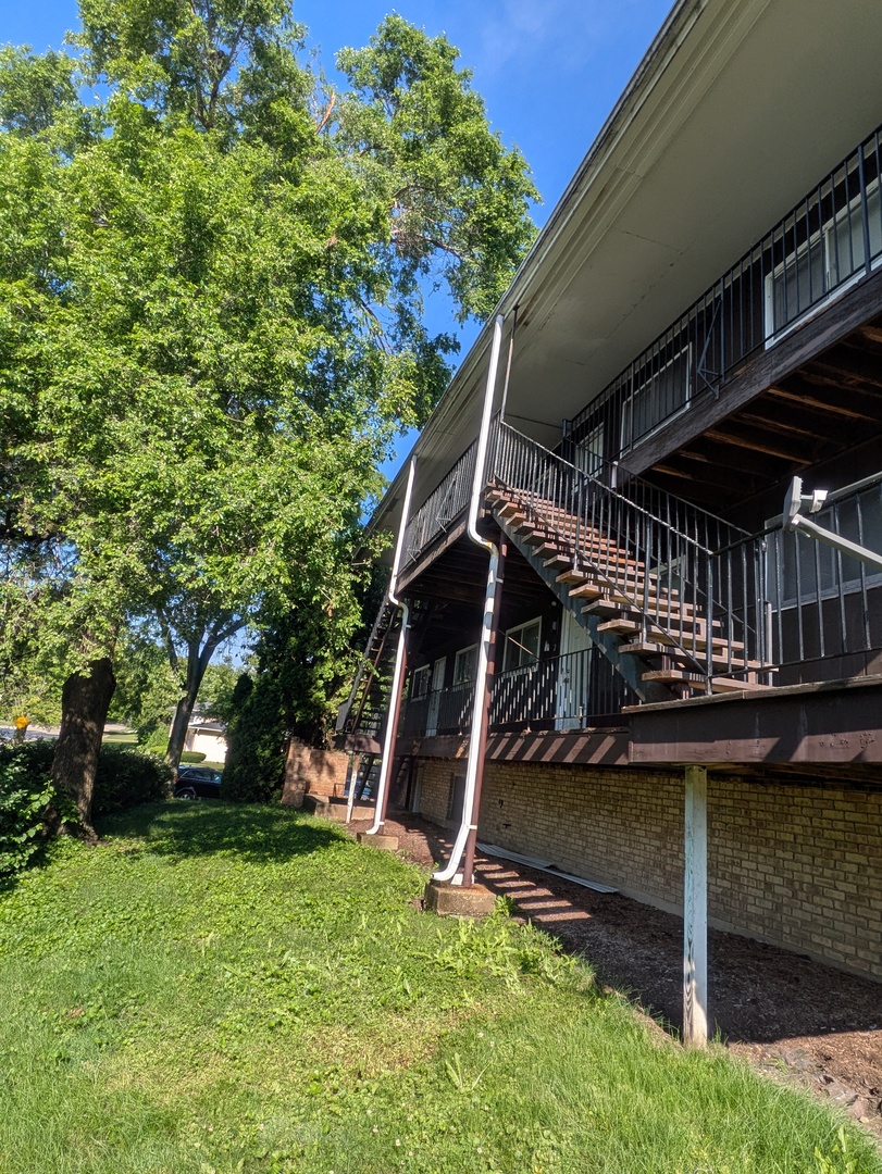 75 North Lyle Avenue Elgin, IL 60123 - Photo 1 of 1