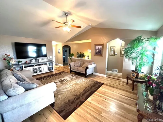 $565,000 | 16084 Cinnamon Circle, Mead, CO 80542