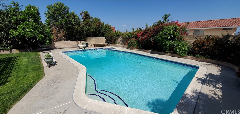 23449 Mane Drive Diamond Bar, CA 91765 - Photo 2 of 9 Pool & Jacuzzi