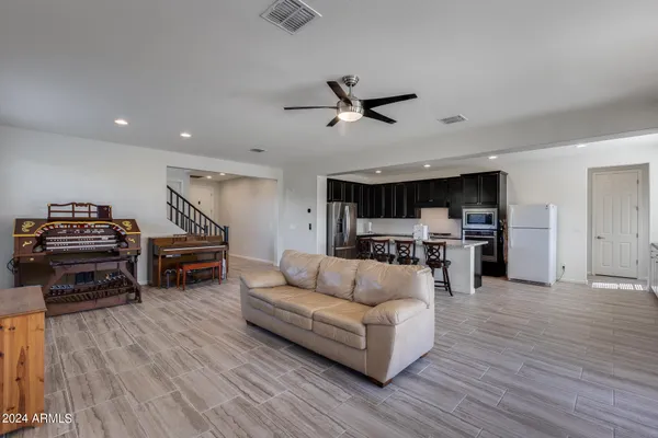 $800,000 | 130 North Bay Drive, Gilbert, AZ 85233